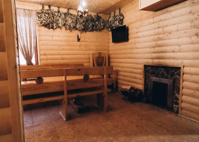 новий Szálloda *