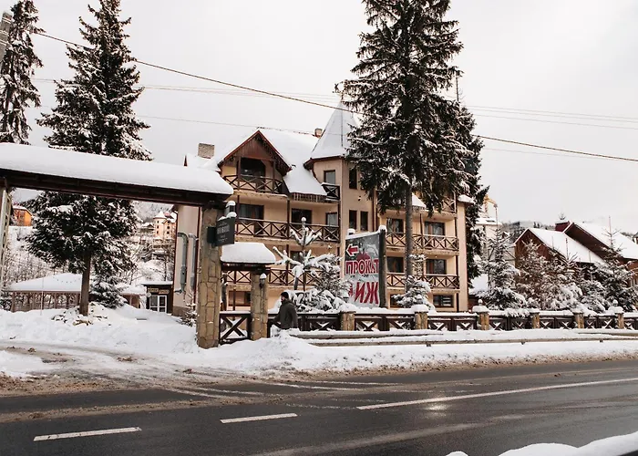 Hotel новий *