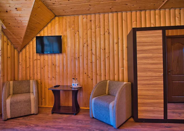 Hotel новий